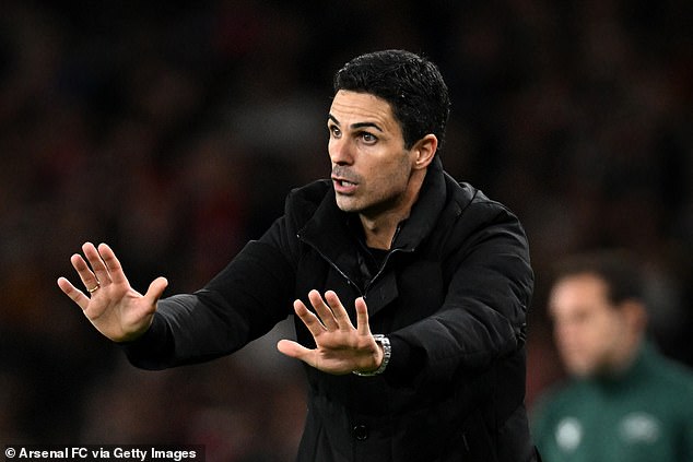 Mikel Arteta había dicho que admiraba a su compañero Diego Simeone durante la preparación.
