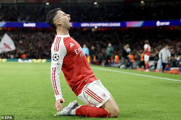 Gabriel Martinelli aprovechó el desplome de los españoles mediada la segunda parte el martes.