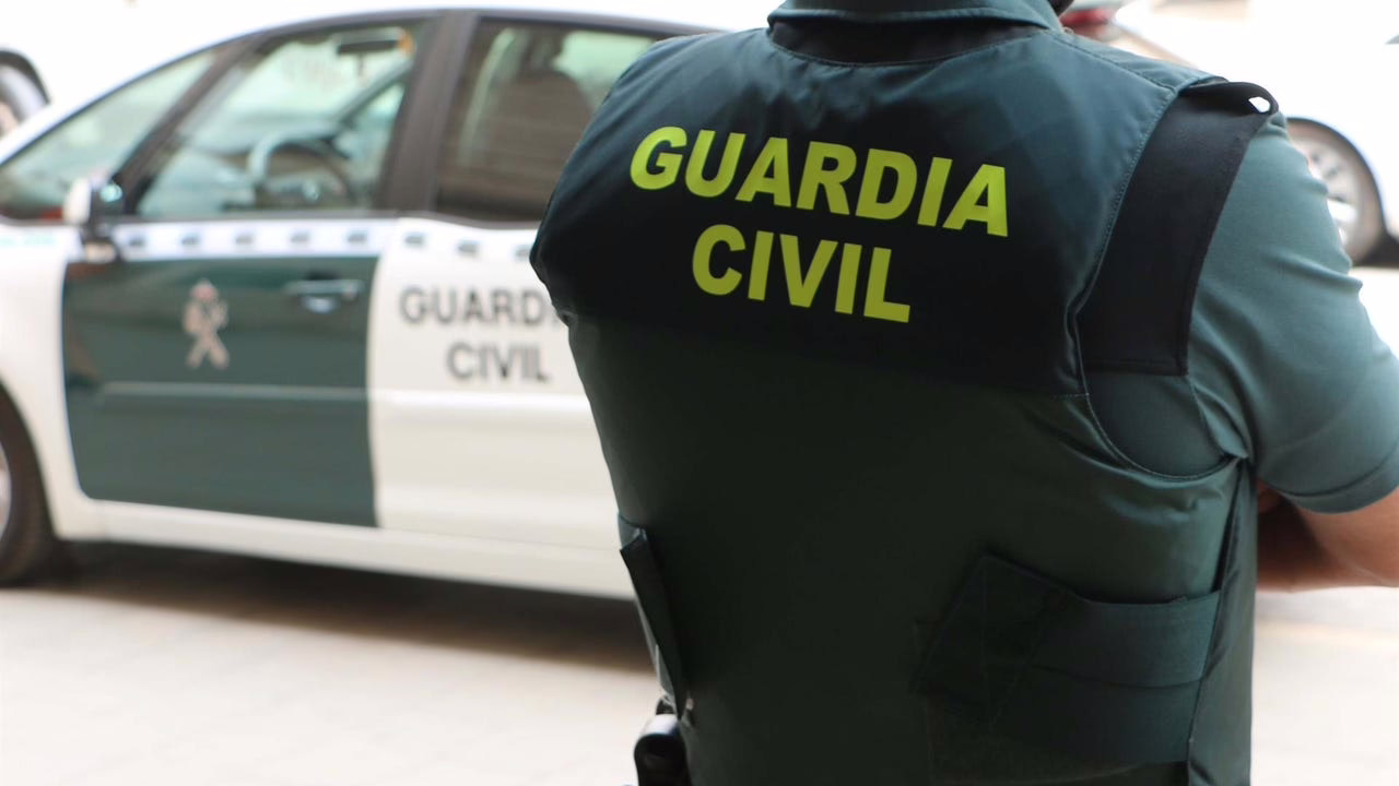 Capturan a un conductor ebrio en hora pico, que colisionaba con vehículos en la A-42 y M-40.