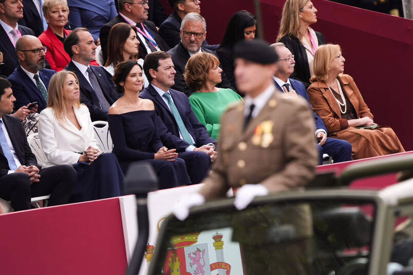 El debate político define el Día de la Fiesta Nacional con ausencias, gestos y llamados a la unidad.