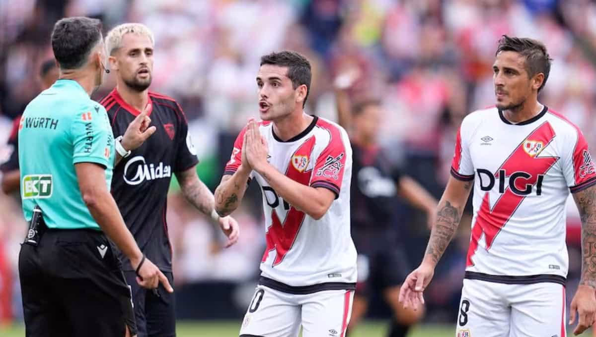 A pesar de su disculpa, el Comité no absolvió a Camello.