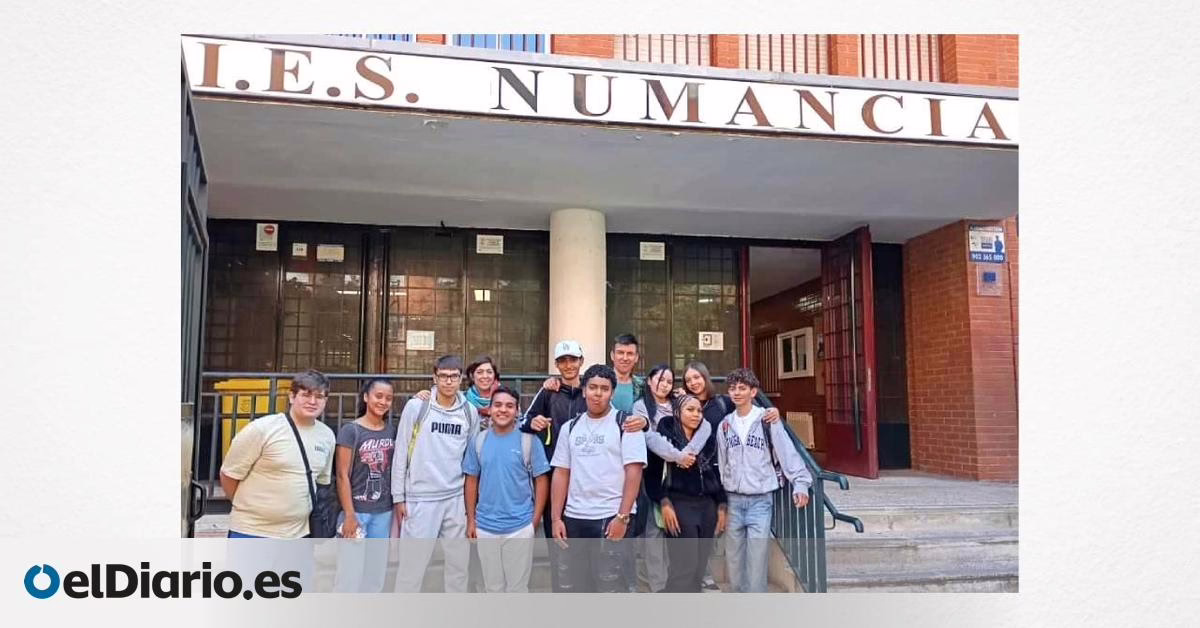 Un colegio de Vallecas finaliza 15 años sin excursiones escolares gracias a una recaudación viral: “Para muchos, será su primera vez frente al mar".