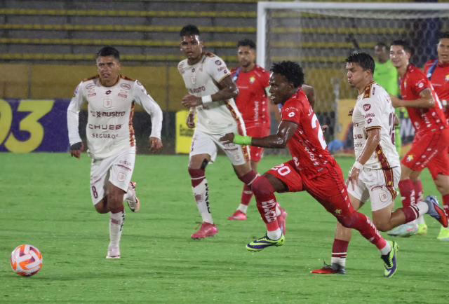 El Nacional y un leve alivio en medio de la crisis futbolística y económica.