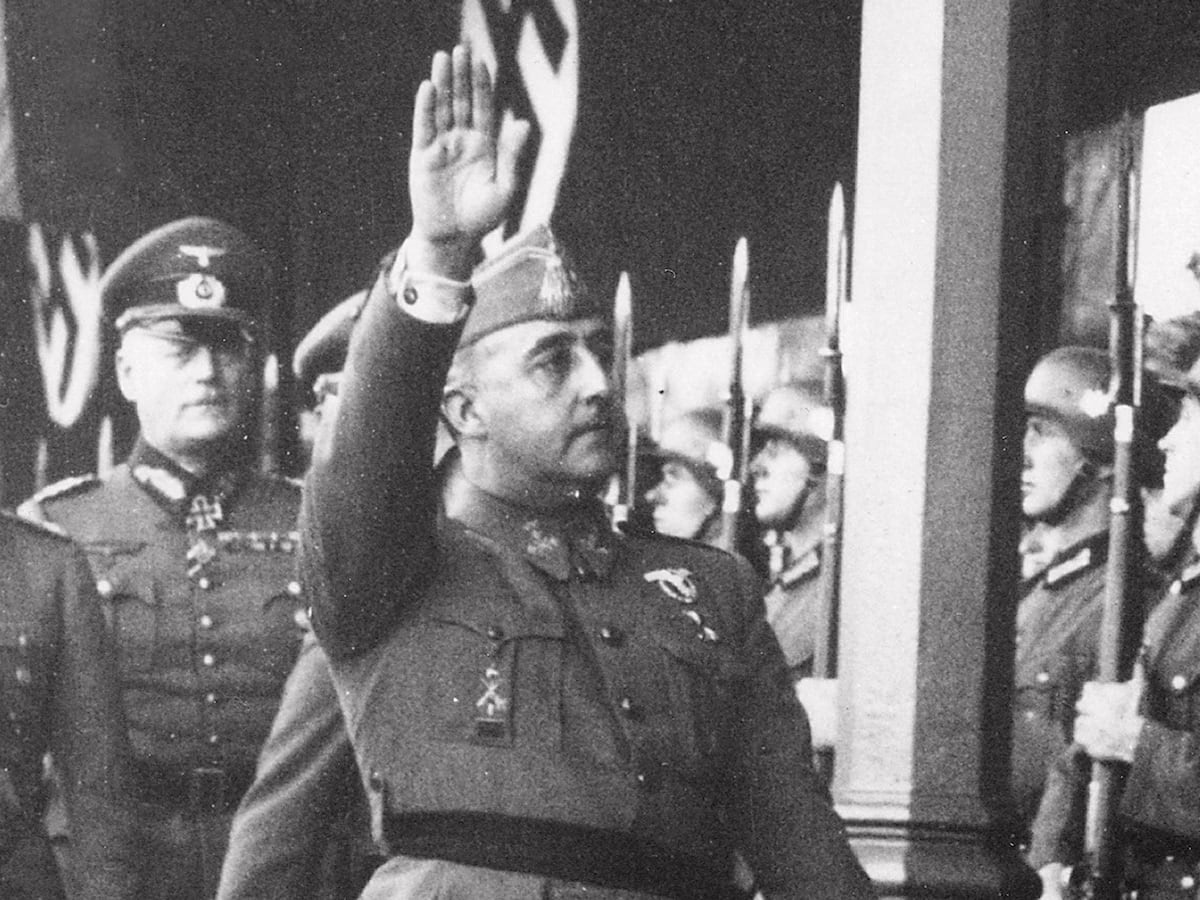 El Gobierno da a conocer su informe más reciente para desmantelar la Fundación Francisco Franco: “Menosprecia la dignidad de las víctimas” | España