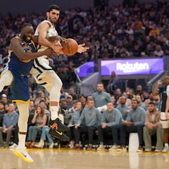 Draymond Green insulta a Santi Aldama