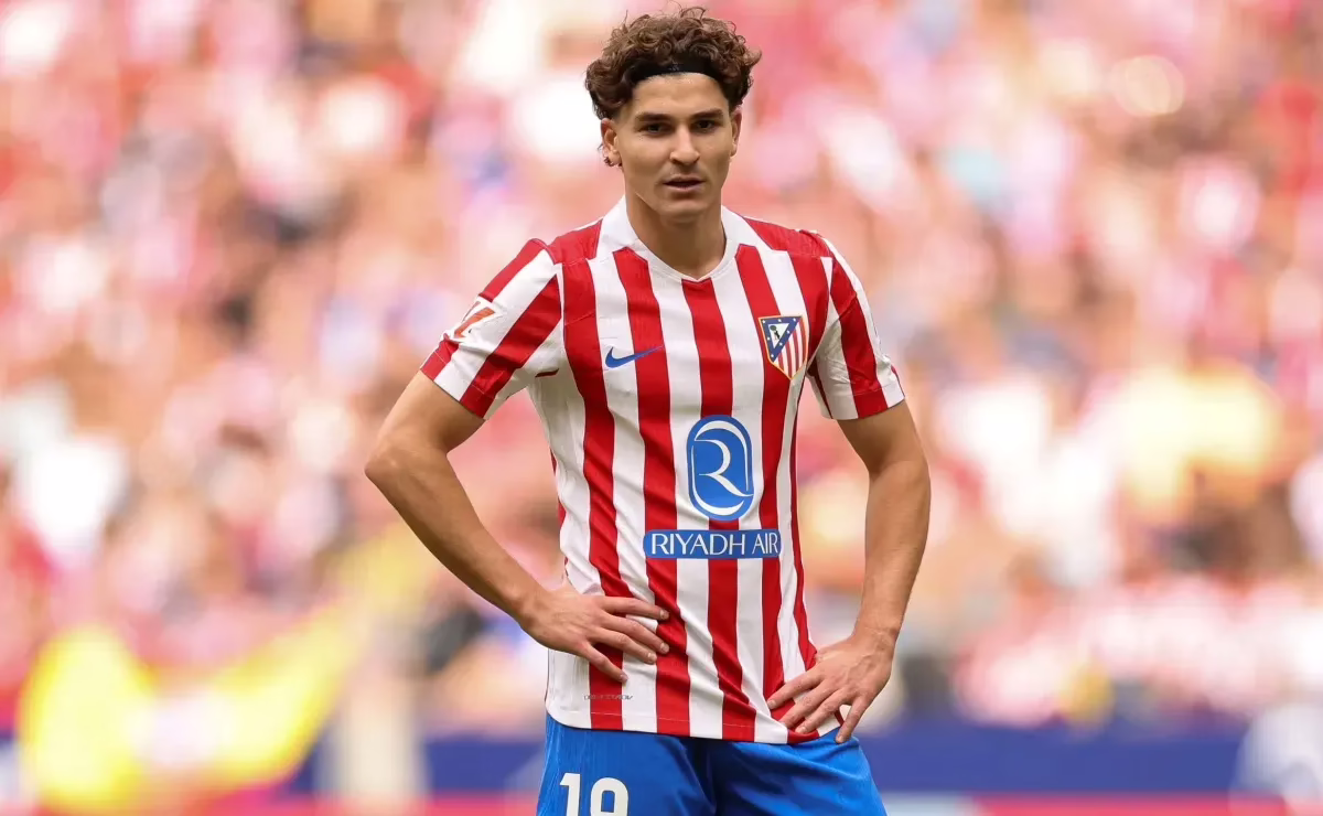 Críticas hacia Julián Alvarez en España por su falta de goles.