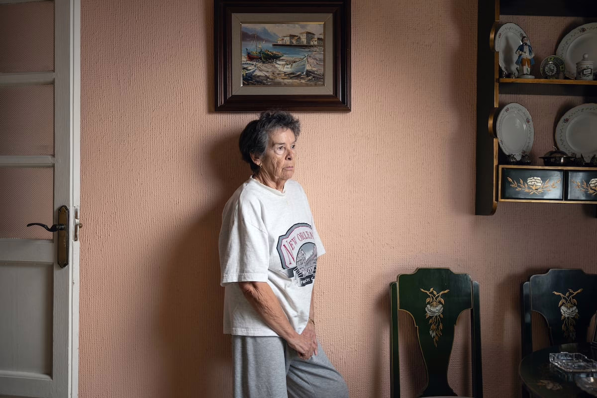 Maricarmen, una mujer de 87 años en riesgo de perder su hogar debido a una ley patriarcal de la era de Franco | Noticias de Madrid