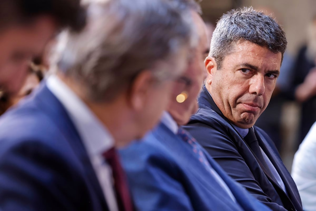 Actualización sobre la Hora Oscura de Mazón en la Dana: el presidente acompañó a Maribel Vilaplana al aparcamiento después de la comida | Noticias de la Comunidad Valenciana