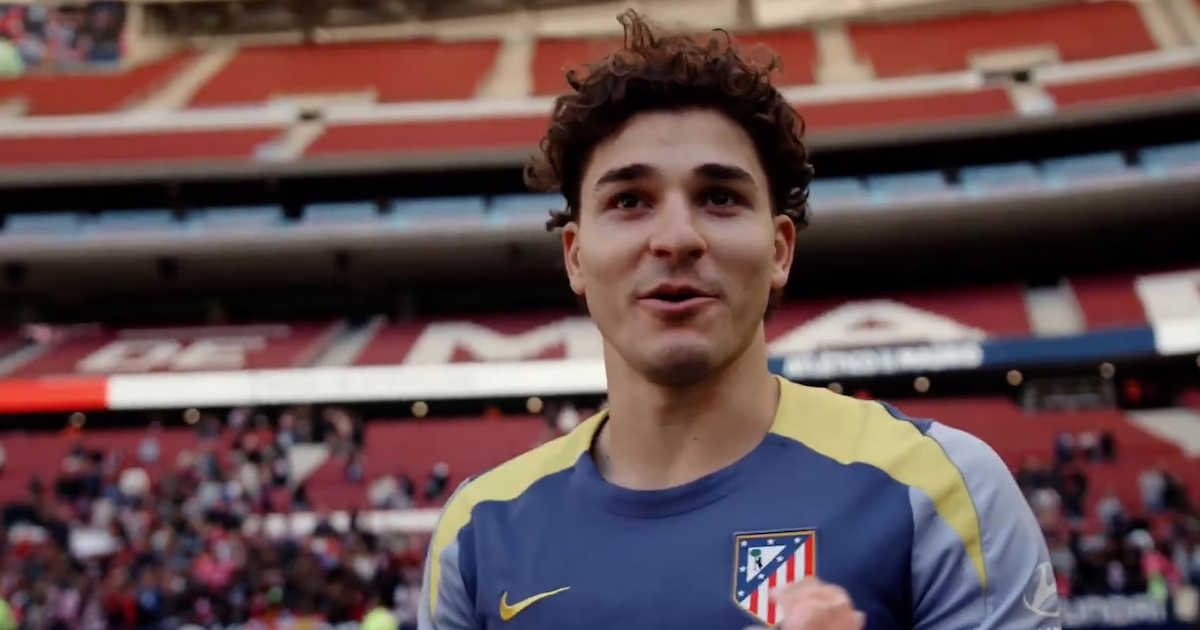 El emotivo acto de Julián Álvarez hacia un aficionado del Atlético de Madrid que perdió a su hija.
