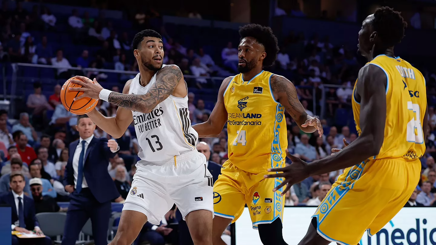 Izan Almansa envía un mensaje en su primer partido con el Real Madrid.