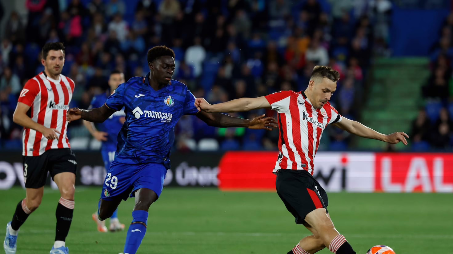 Predicción de resultados de la Quiniela de fútbol para la jornada 16 - 25/10/25