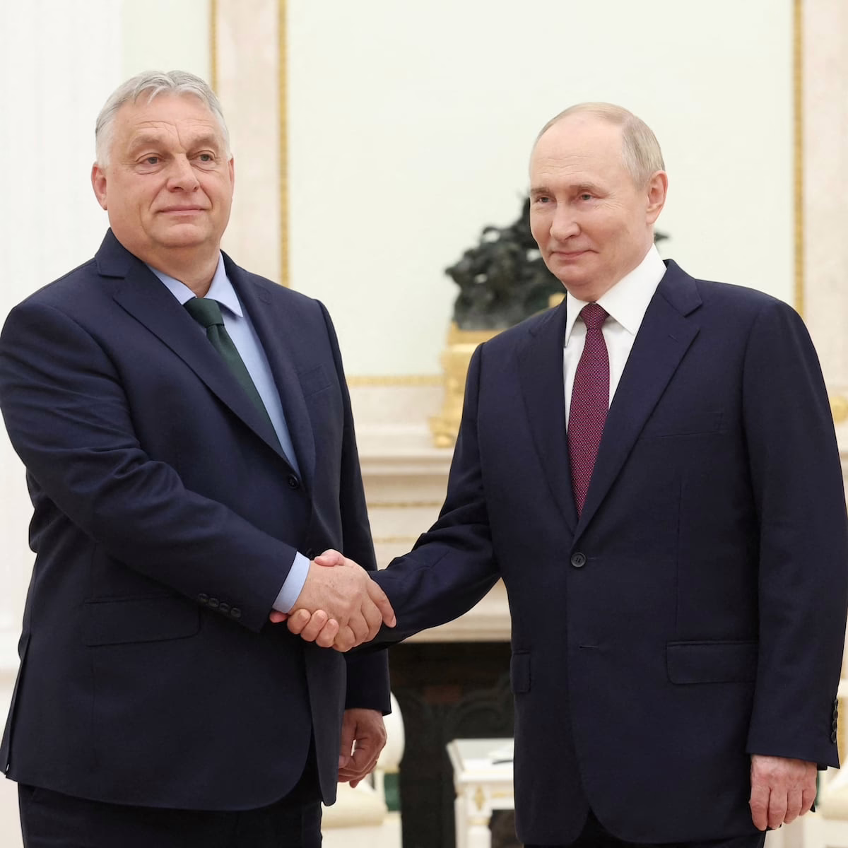 Orbán asegura a Putin que tendrá seguridad para visitar Budapest si la cumbre con Trump es exitosa | Internacional