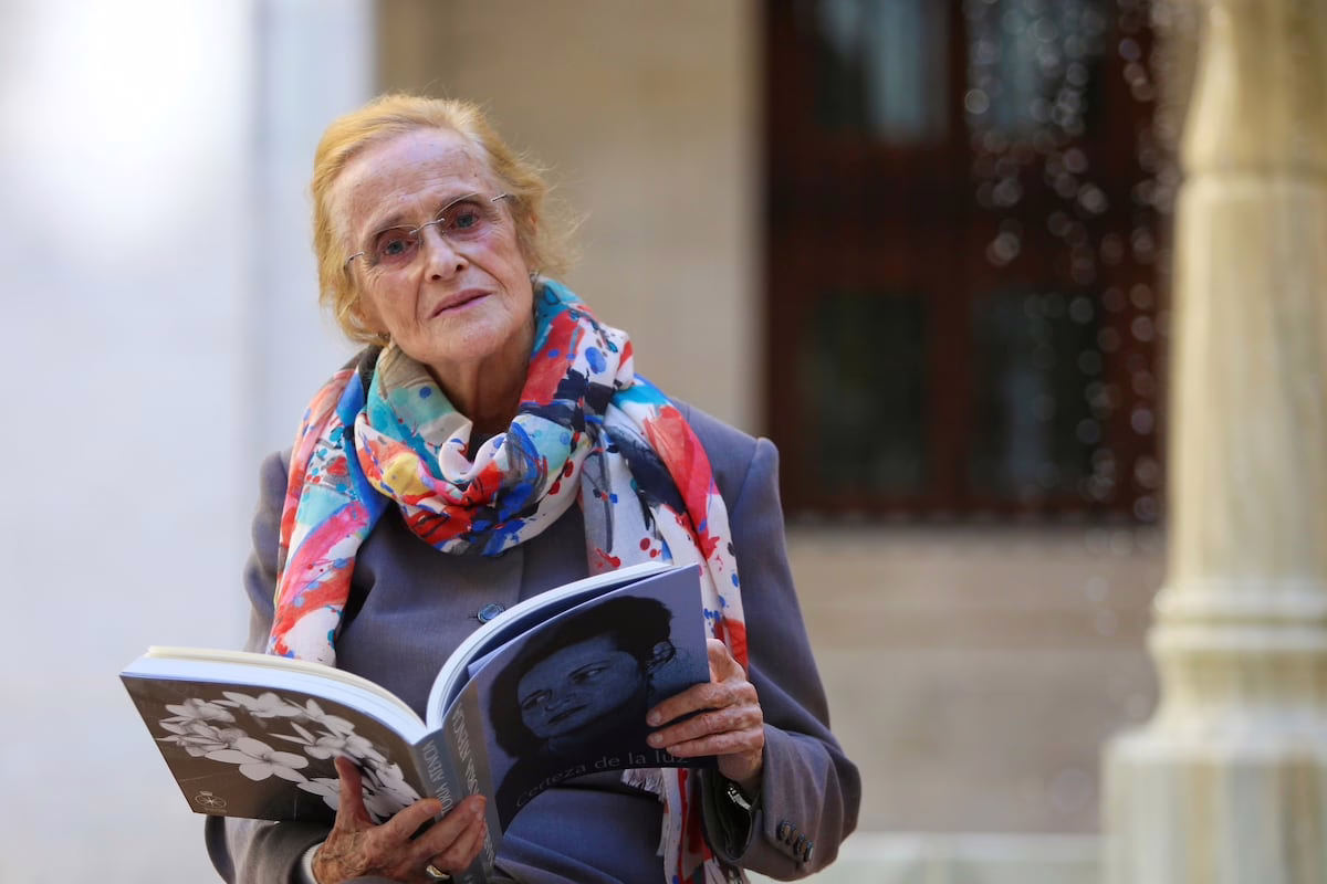 María Victoria Atencia recibe el Premio Nacional de las Letras 2025 | Cultura