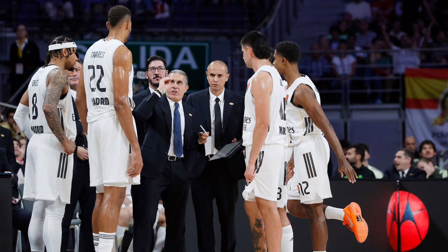 El Real Madrid tropieza fuera de casa.