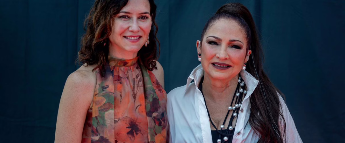El ingenioso comentario de Gloria Estefan hacia Ayuso y Almeida a pesar del medio millón de euros por su actuación en la celebración de la Hispanidad.