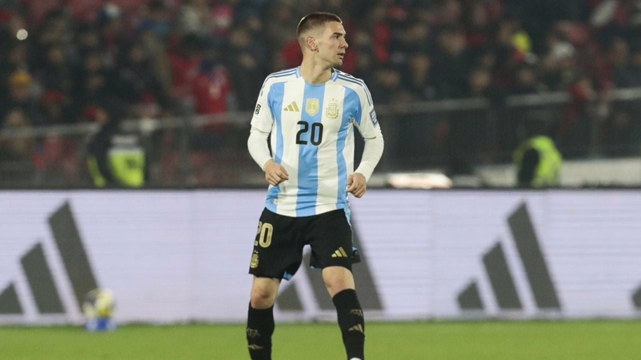 Franco Mastantuono se retira de la selección argentina debido a una lesión muscular y regresa al Real Madrid.