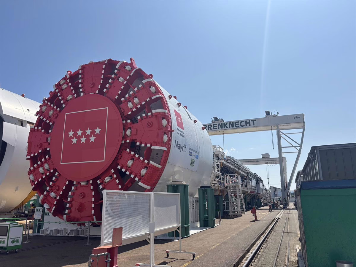La tuneladora 'Mayrit' llegará a Madrid en noviembre para comenzar su montaje y ampliar la línea 11 del Metro.