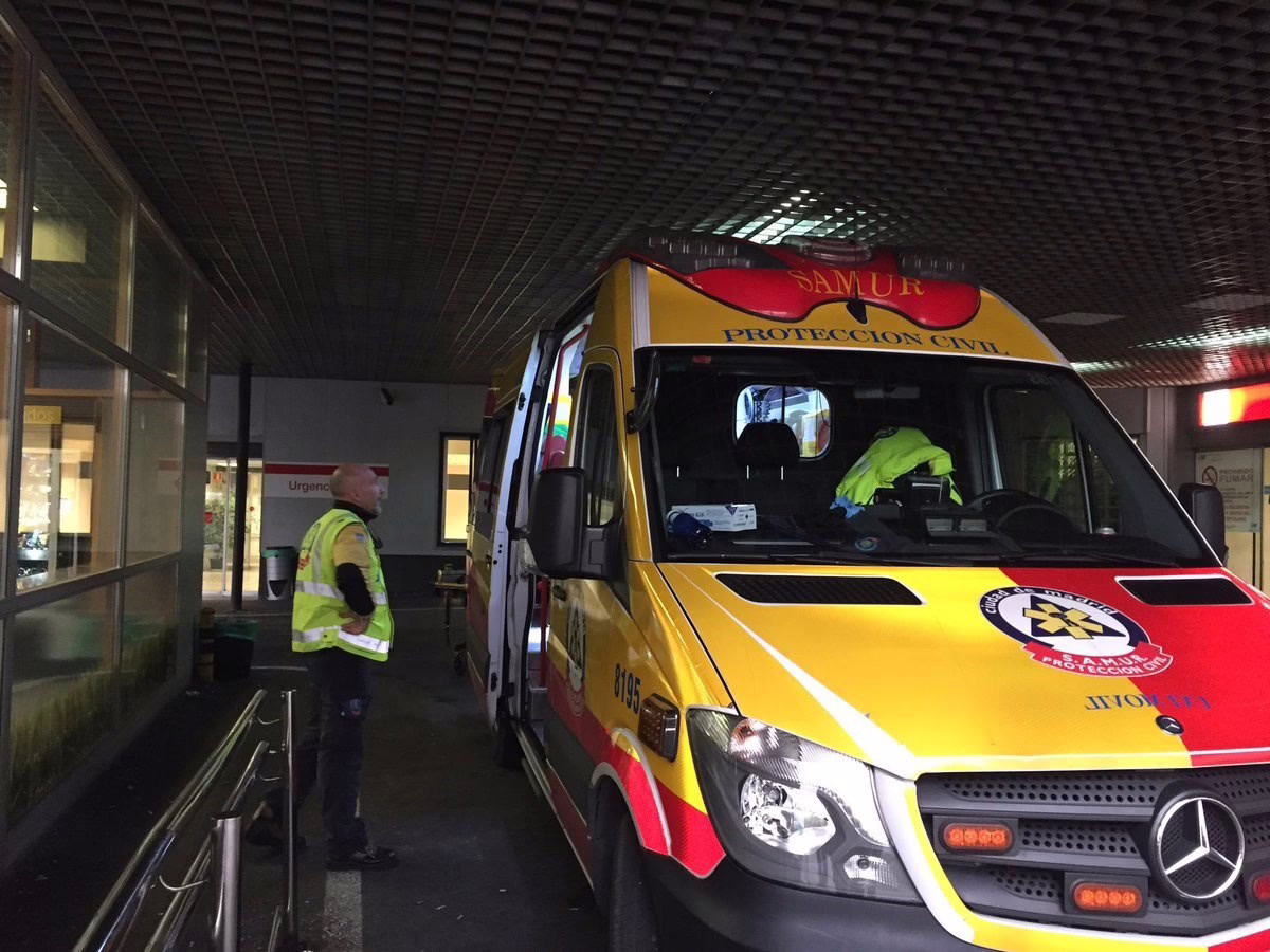 Una joven de 24 años se encuentra en estado crítico tras caerse de su bicicleta en el túnel de Santa María de la Cabeza.
