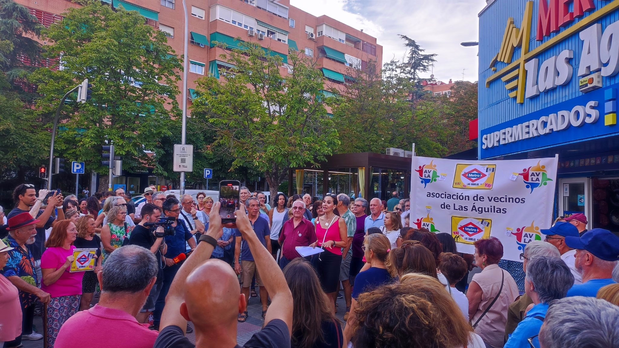 Manifestación en Las Águilas: Residentes piden una estación de Metro en la expansión de la Línea 11.