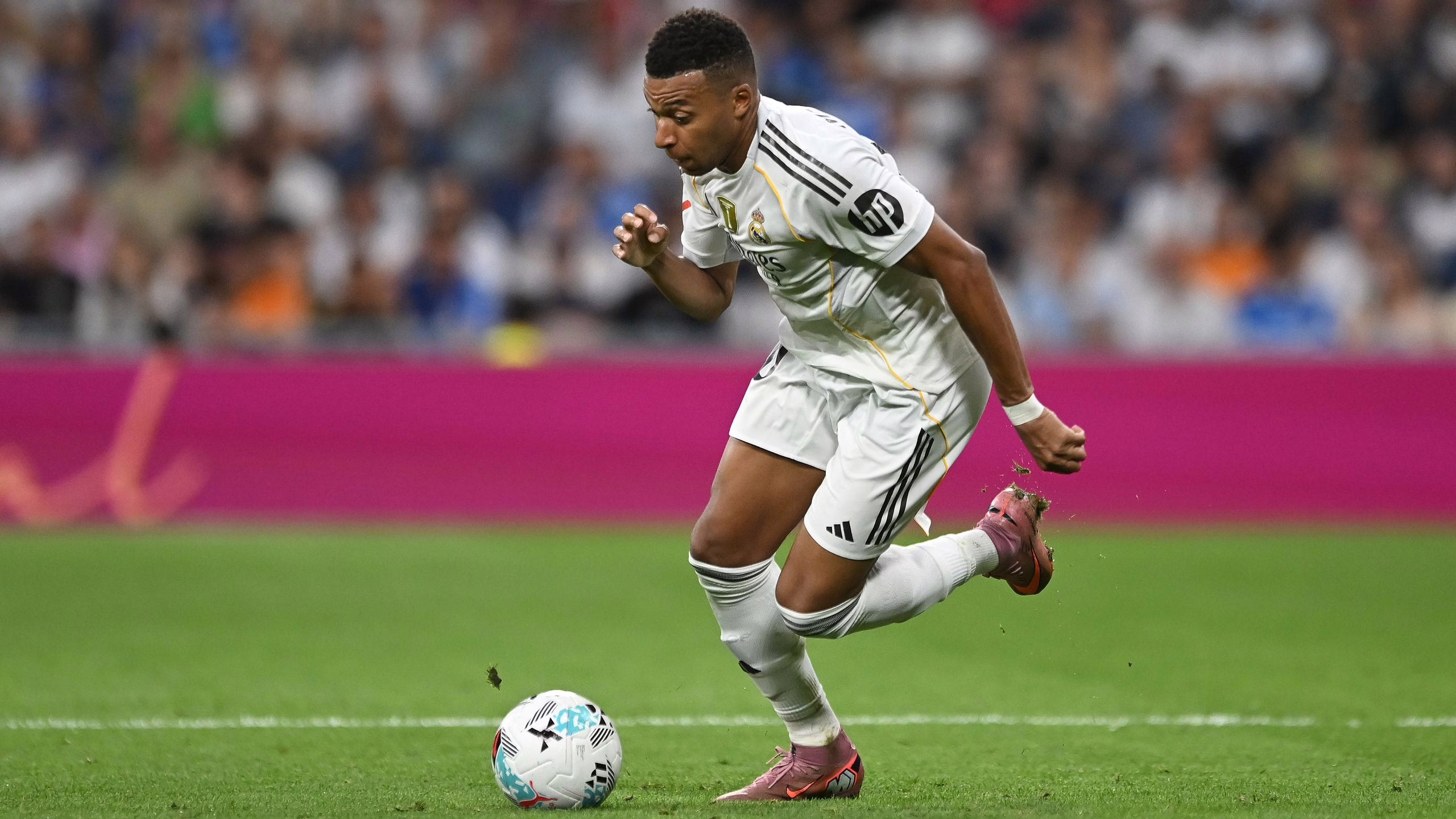 Transmisión en vivo: Real Madrid vs. Villarreal - ¿Cómo y cuándo seguir el partido? - Marcador en tiempo real – LaLiga 2025/2026 – Octava jornada