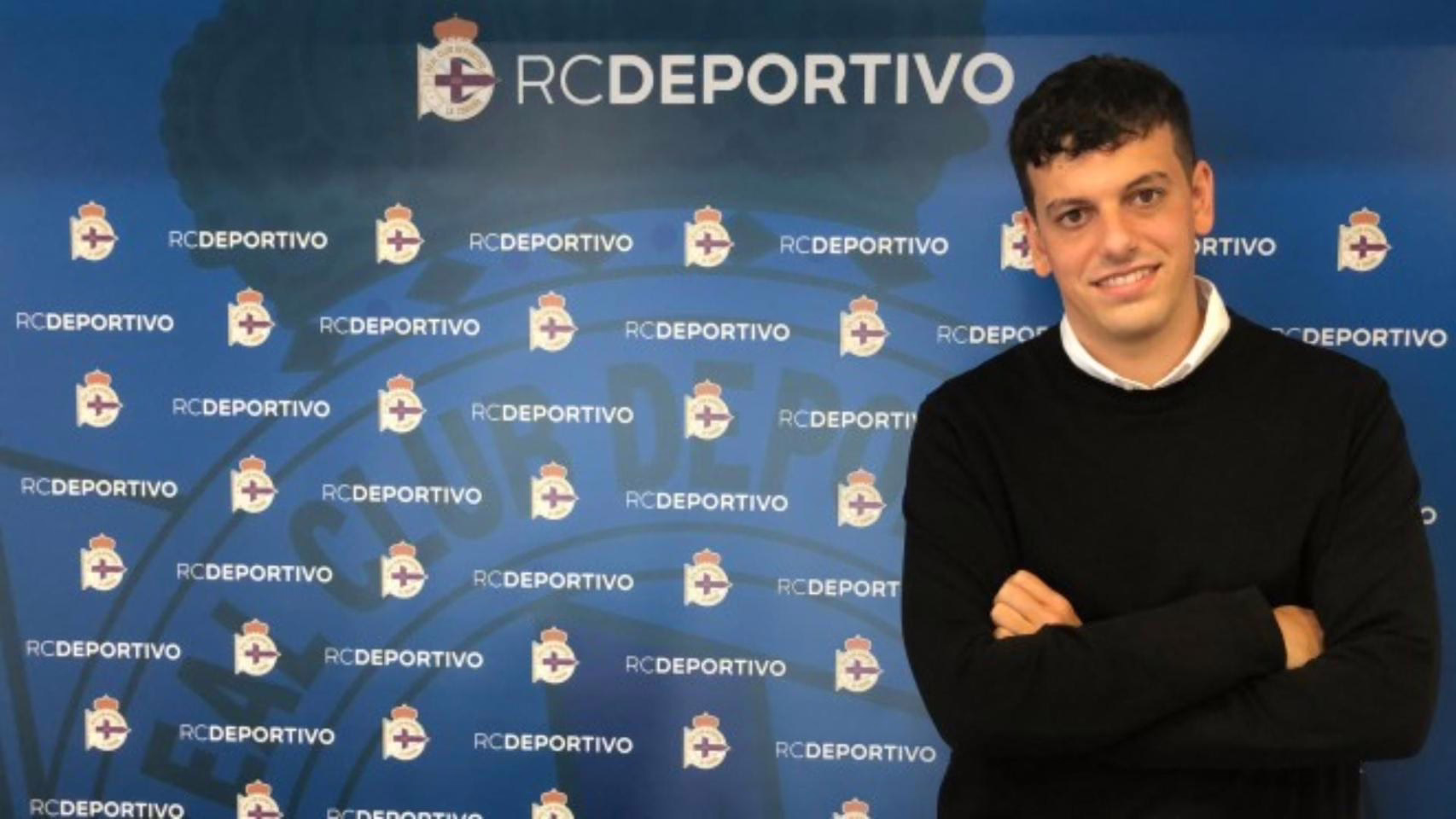 El Deportivo reorganiza su área de reclutamiento.