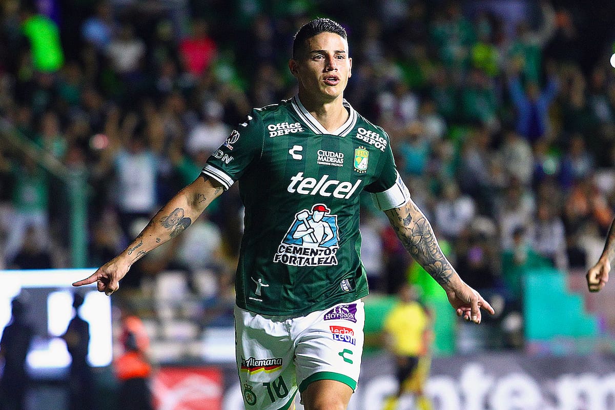 James Rodríguez finalizó su contrato con el Club León y está en busca de un nuevo equipo para la temporada 2026. EFE/ Luis Ramírez