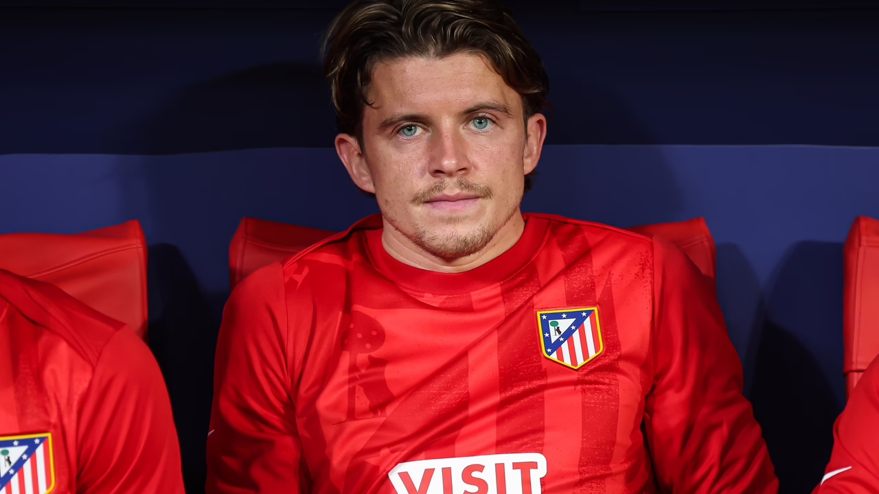 Gallagher responde al interés del Manchester United al confesar que no se siente satisfecho en el Atlético de Madrid.