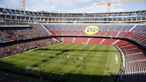 El Barça vuelve al Camp Nou con un aforo de 45.401 asientos. Las obras del Camp Nou