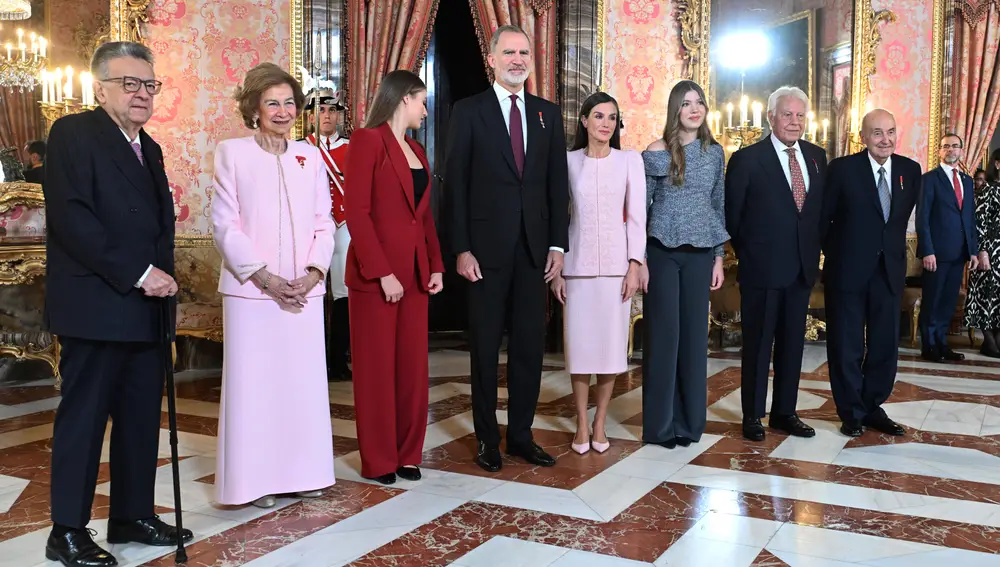 Recepción en el Palacio Real tras la imposición del Toisón de Oro a la Reina Sofía