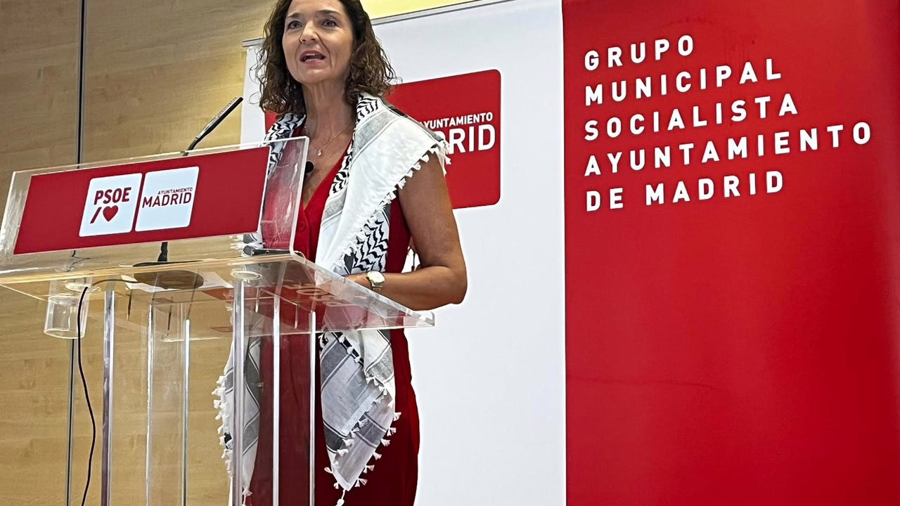 La denuncia de "corrupción esférica" contra Reyes Maroto provoca su dimisión en el Pleno de Madrid.