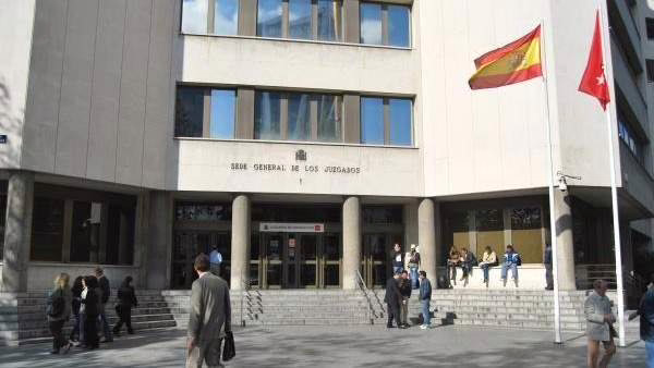El juez Peinado interroga a la secretaria general de la Presidencia sobre el caso de Begoña Gómez.