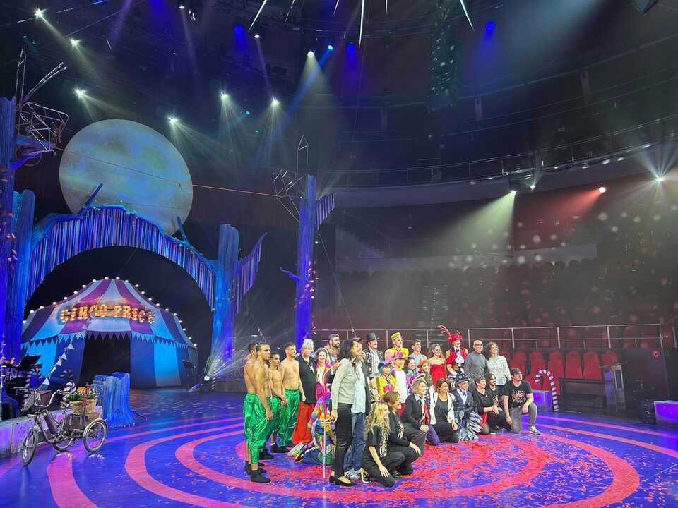 ‘Sueña en vigilia’ da inicio a la Navidad en el Circo Price.