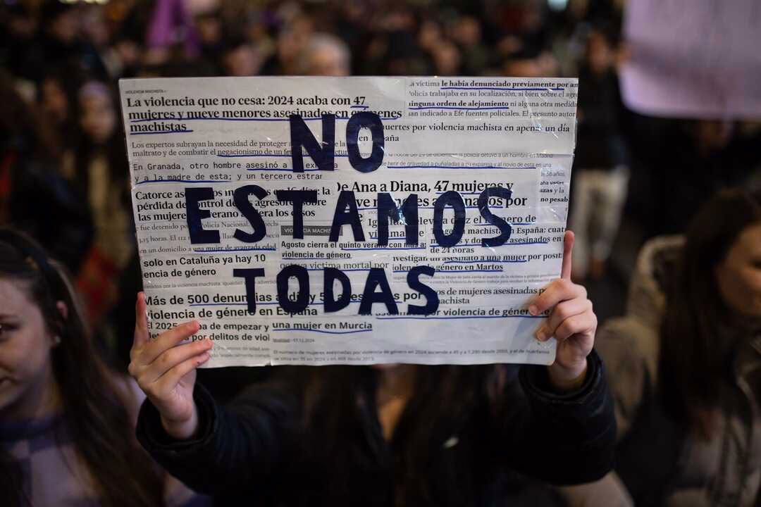 Madrid enfrenta el 25N con tres homicidios y 12,800 denuncias.