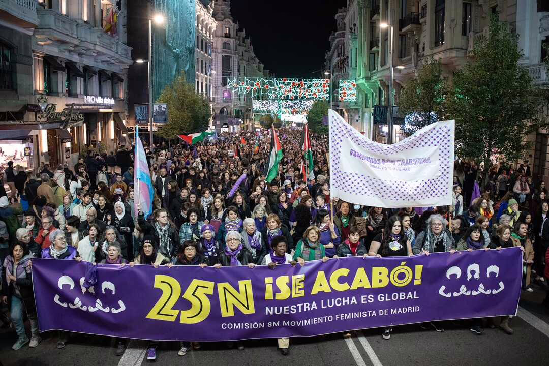 Protestas feministas en defensa de los derechos y la seguridad de las mujeres