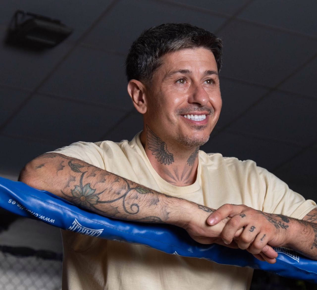 La mentalidad del boxeador: Crecimiento personal, familia y filosofía de vida en el boxeo junto a Carlos Sánchez.