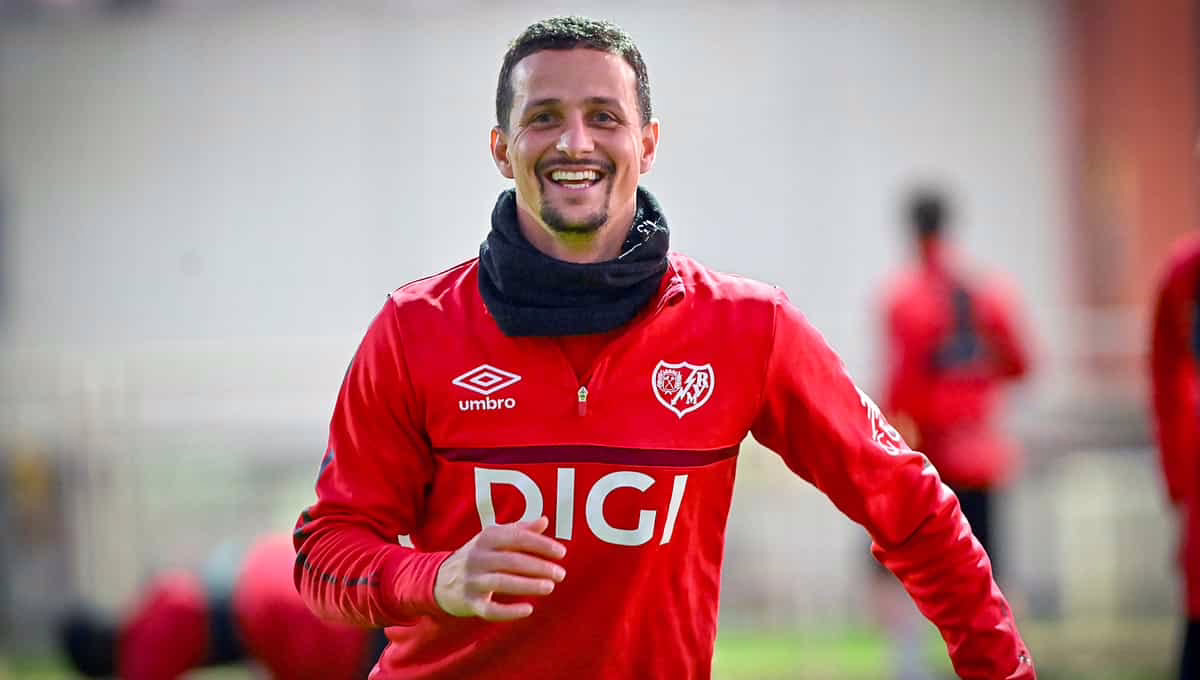 Luiz Felipe se pone bajo las órdenes de Iñigo Pérez y su regreso contra el Oviedo gana impulso.