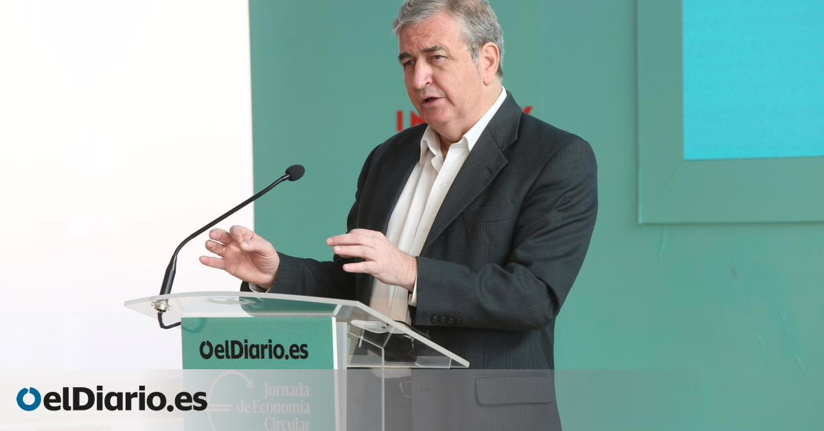 La Junta del Colegio de Arquitectos de Madrid se opone a una directiva interna que invalida su asunción de cargo.