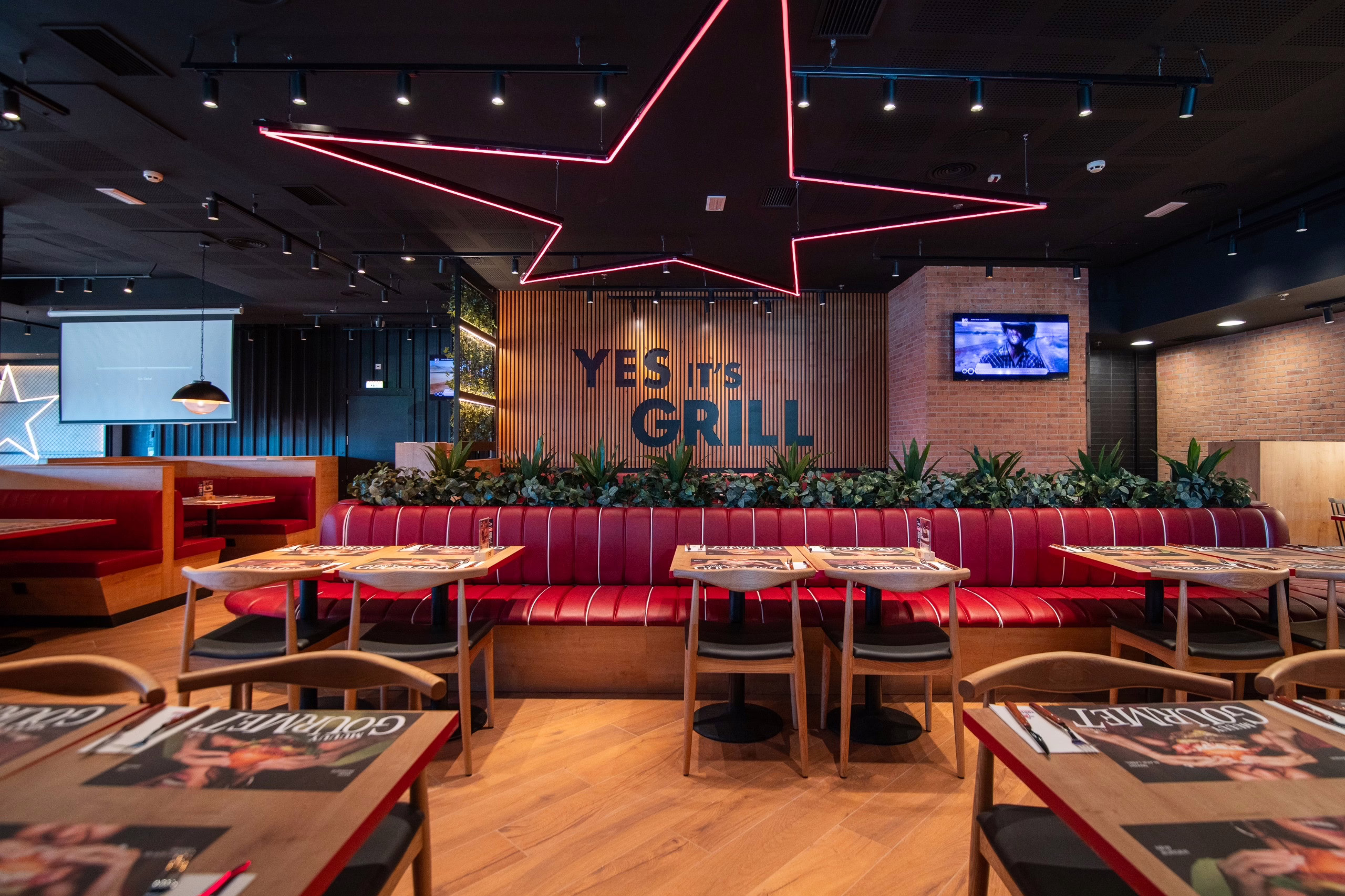 Foster's Hollywood llega a 52 restaurantes en Madrid.
