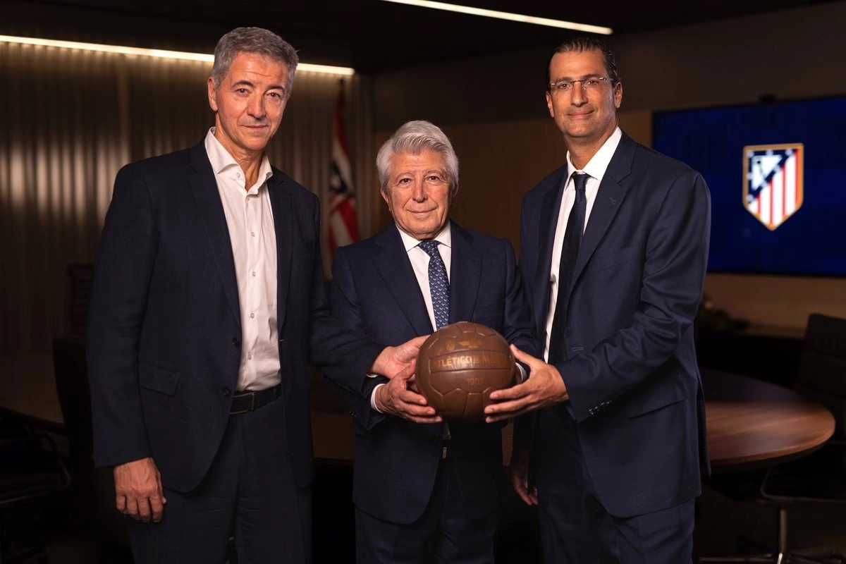 Atlético de Madrid es adquirido por Apollo Sports Capital.