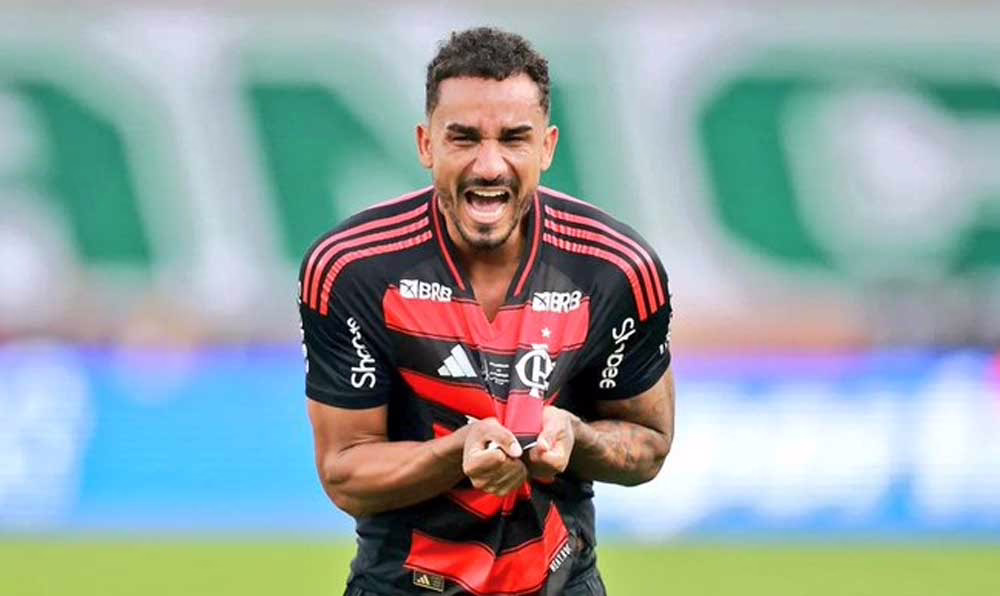 Danilo, el exjugador del Madrid, se convierte en el primer futbolista en conseguir la Liga de Campeones y la Libertadores en dos ocasiones.