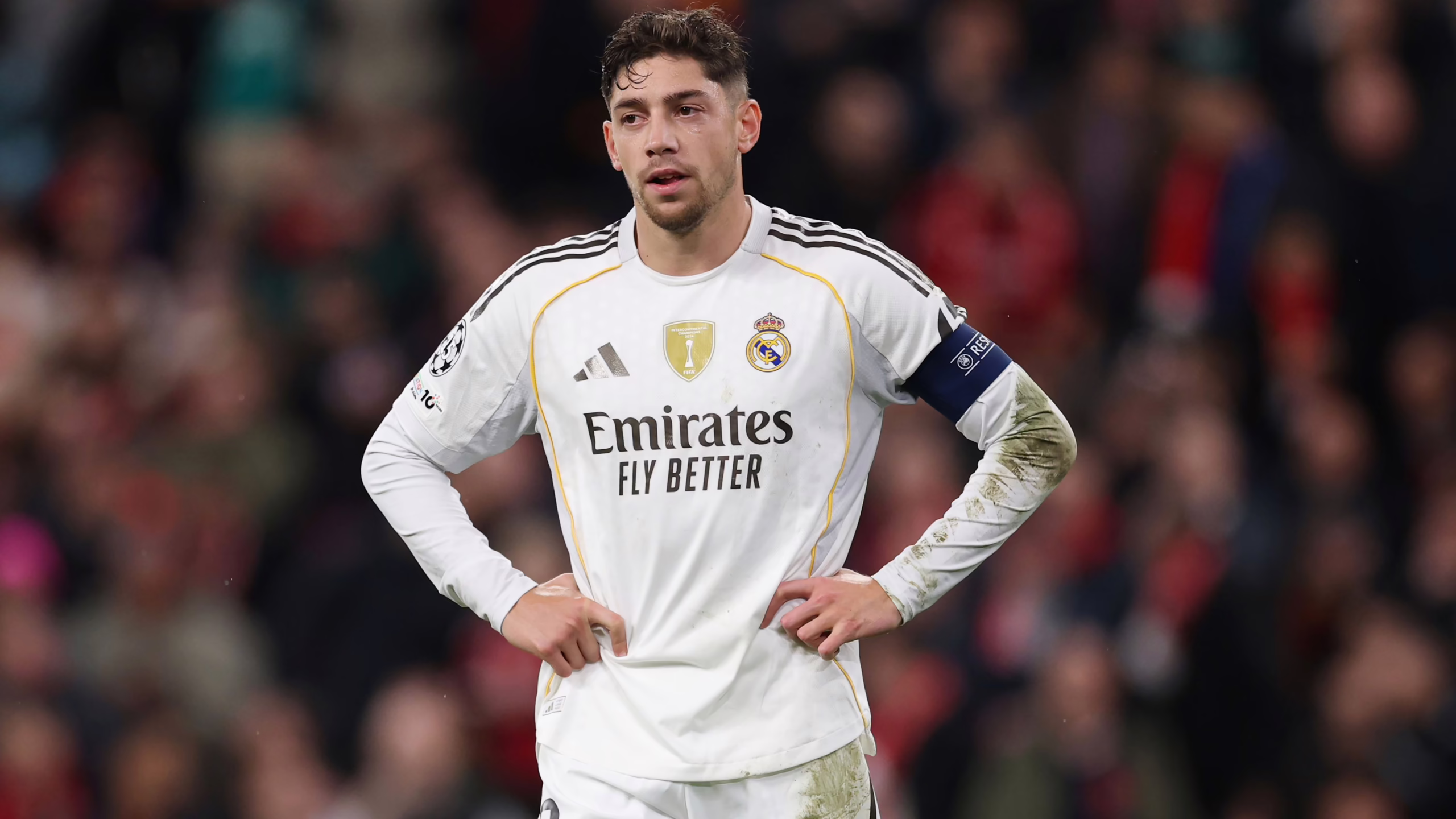 ¡El Manchester United busca fichar a Federico Valverde! Los Diablos Rojos están preparando una inesperada oferta de 114 millones de euros por la estrella del Real Madrid antes de la ventana de enero.