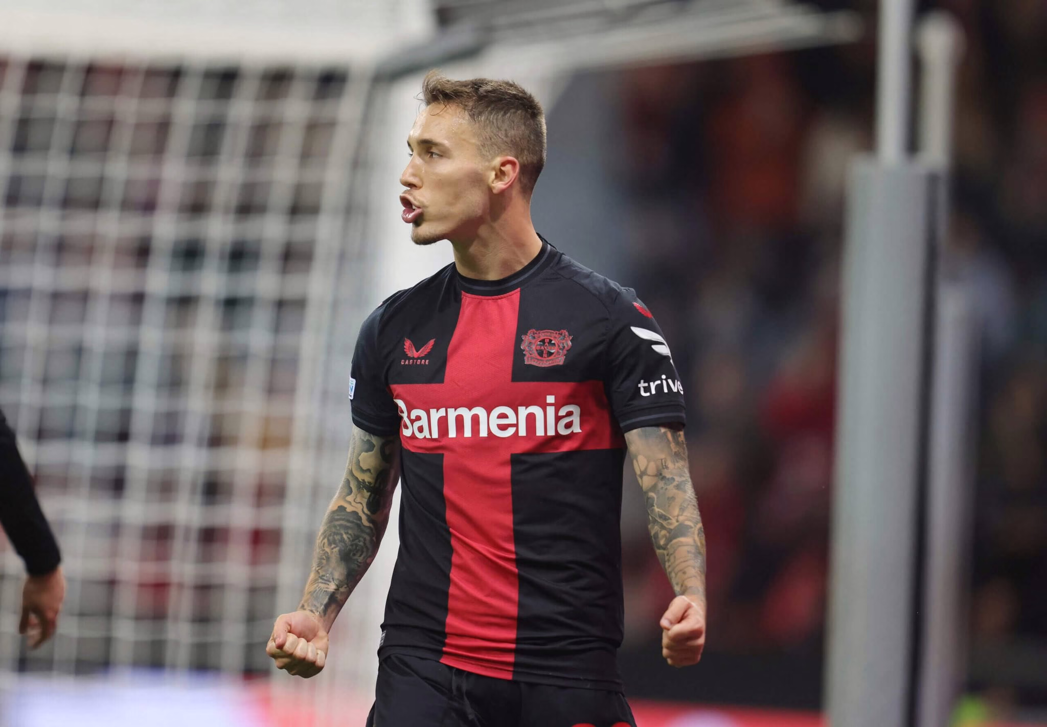 Simeone refuerza su interés en Alemany por Grimaldo.