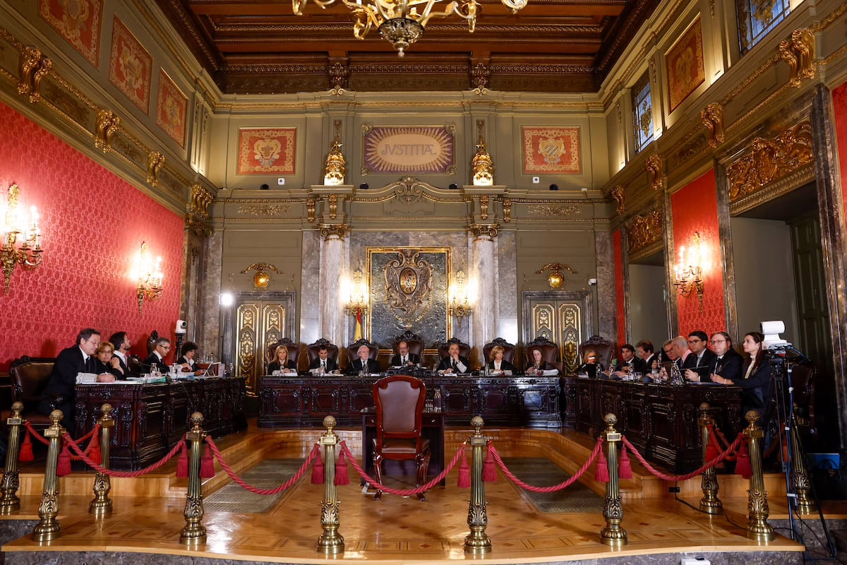 Las dos Españas se presentan en toga | España