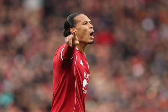 Imagen del artículo: “Para ser justos…”: Roy Keane elogia a Van Dijk por la victoria del Real Madrid