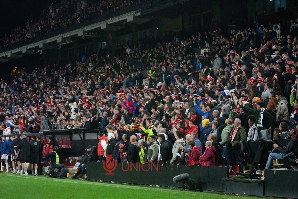 Vallecas tuvo una gran afluencia de público en el partido contra el Lech Poznan: 10.029 asistentes.