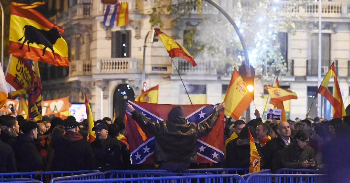 El TSJ de Madrid desestima la decisión de la Delegación de Gobierno y permite una manifestación de la Falange en Ferraz.