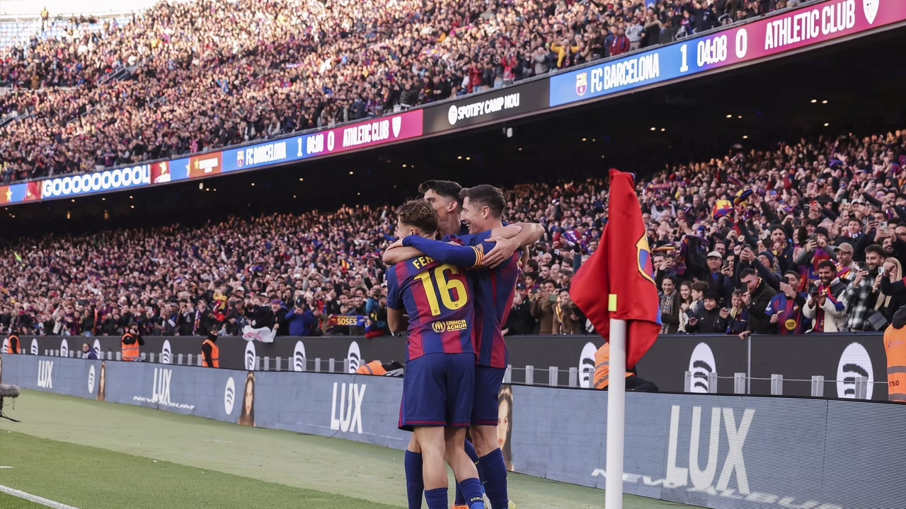 El Barça aplasta al Athletic en su vuelta al Camp Nou.