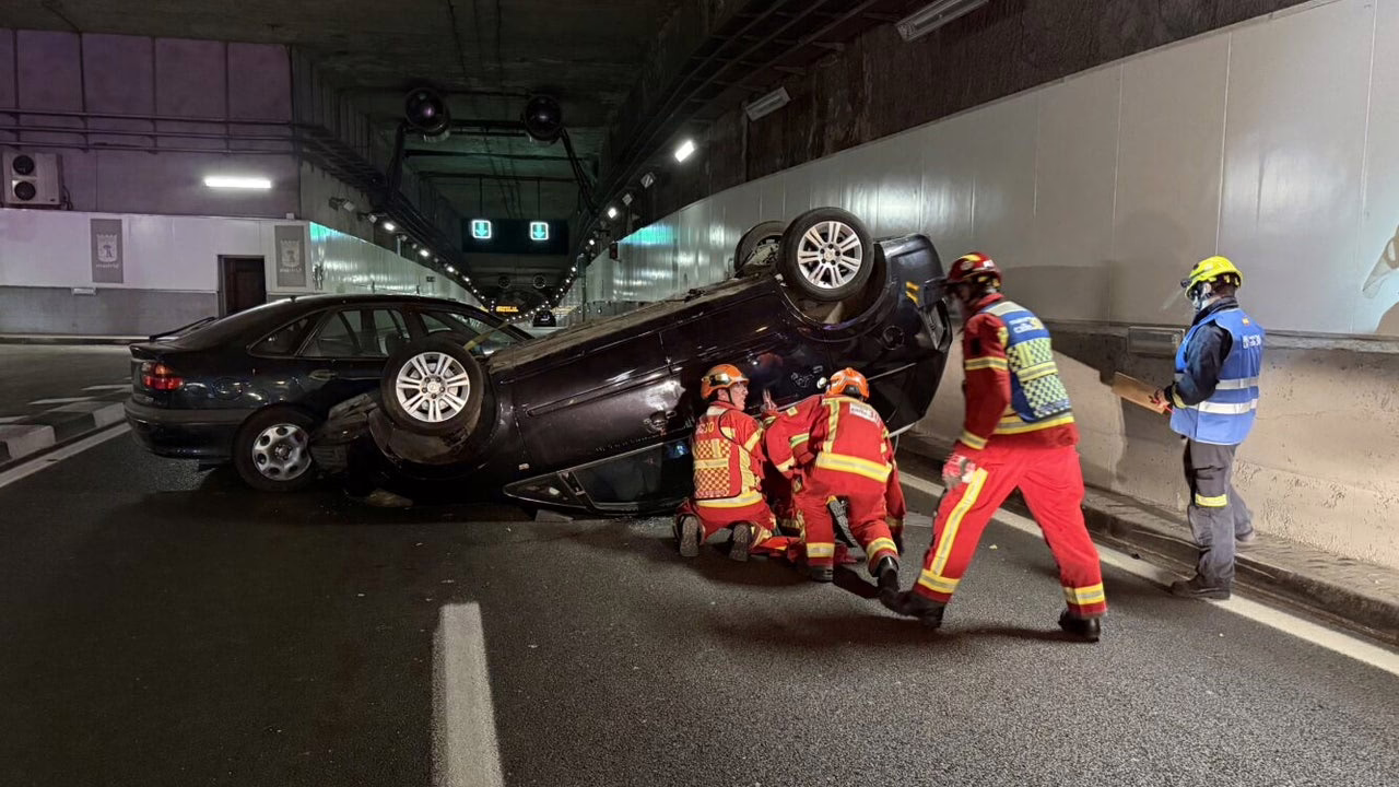 Así se desarrolló en Madrid, de madrugada, una persecución accidentada.