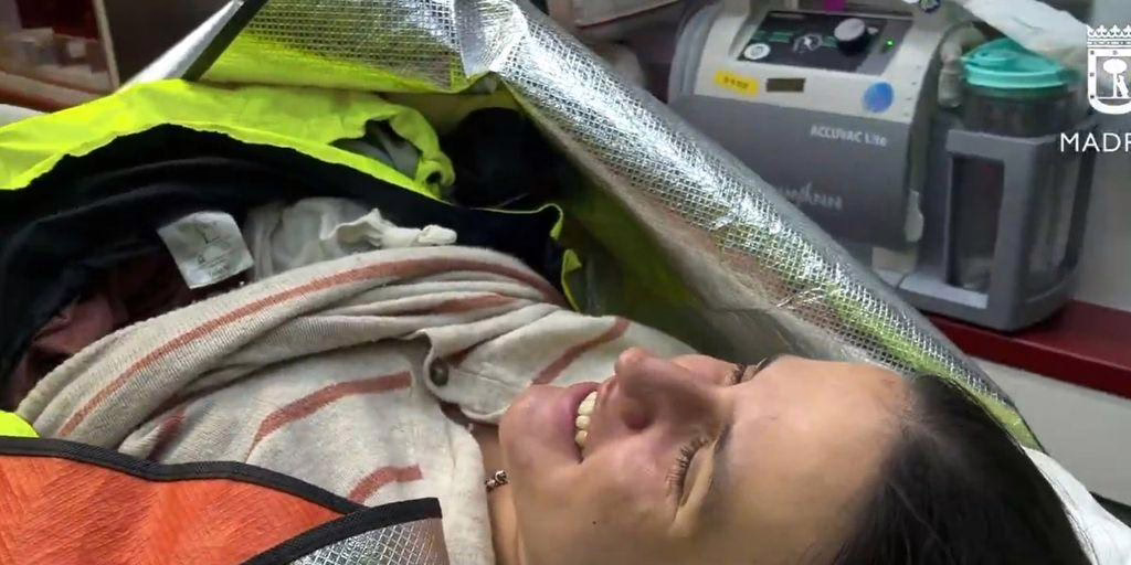 Una joven de 27 años da a luz en la entrada de un edificio en el distrito de Retiro, Madrid.