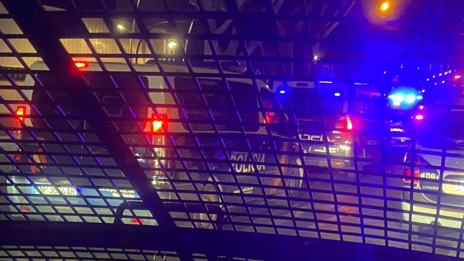 La Policía analiza el apuñalamiento de tres personas en Vallecas como un posible ataque yihadista.